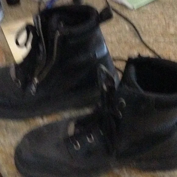 Motorcycle Riding Boots - Picture 3 of 5